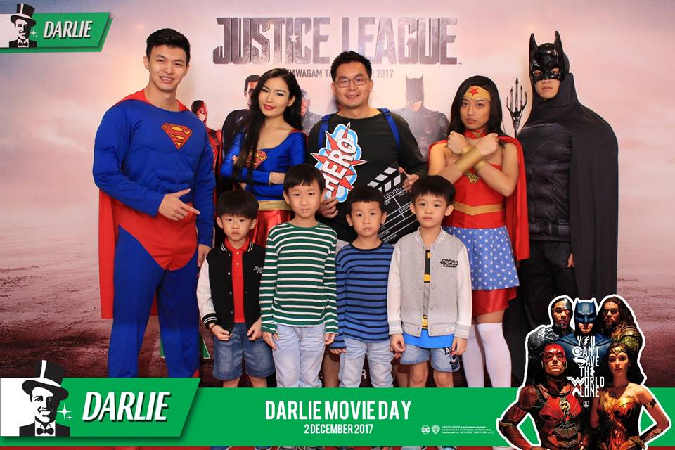 photobooth - Darlie Movie Day with Justice League Heroes